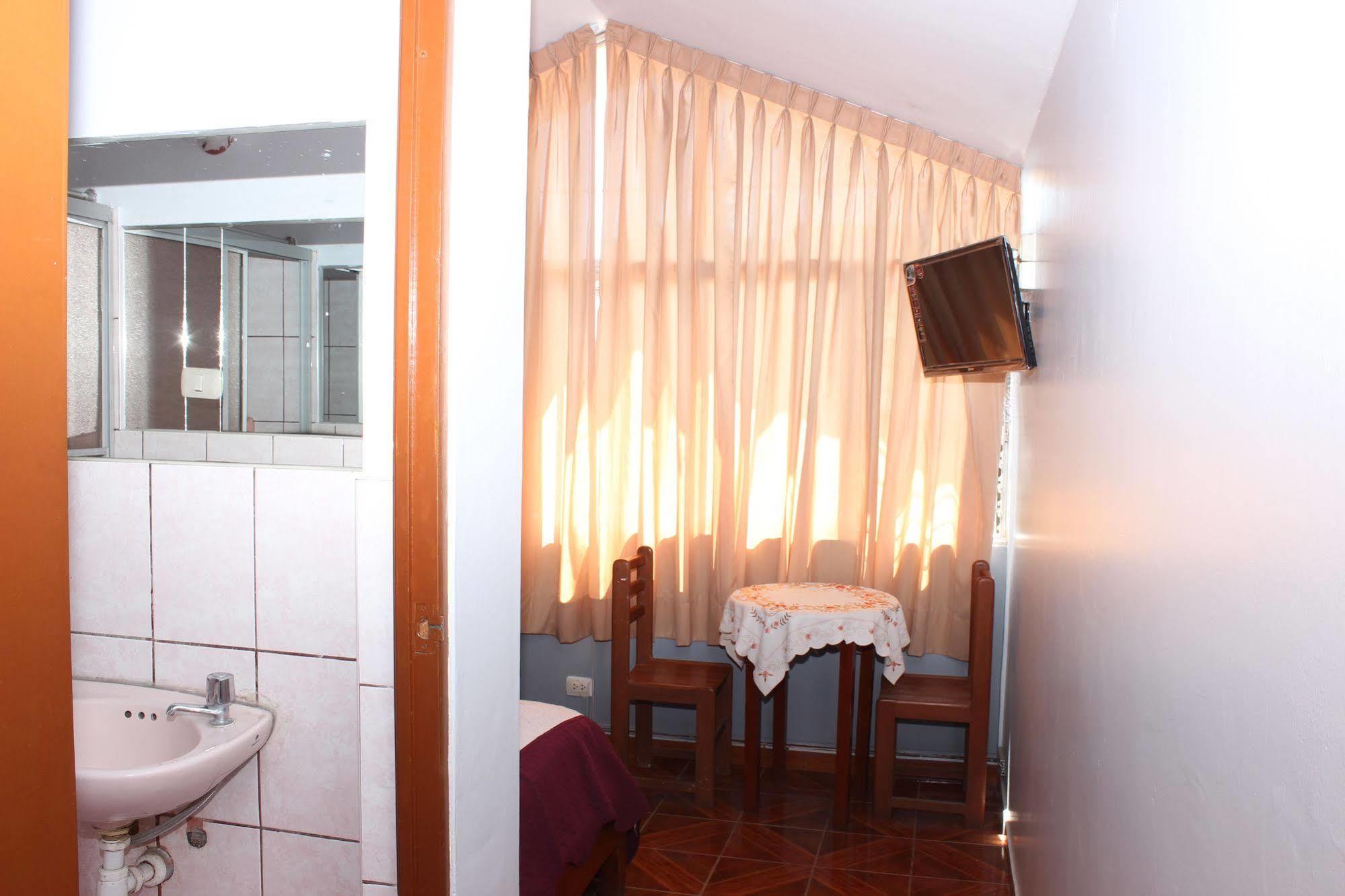 Hostal Las Fresas Lima Airport Callao Luaran gambar